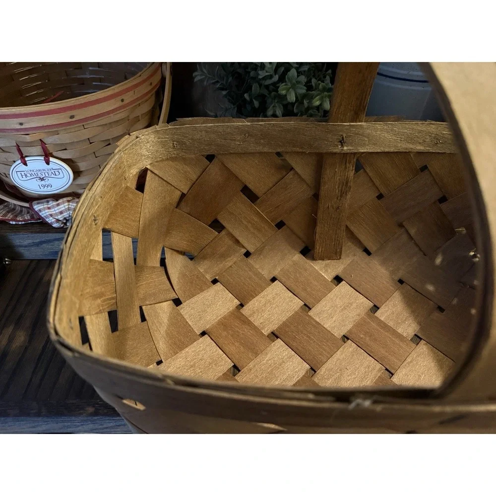 Vintage Woven Orchard Basket Foraging Fruit Stand 16QT Farmhouse Decor Cottage